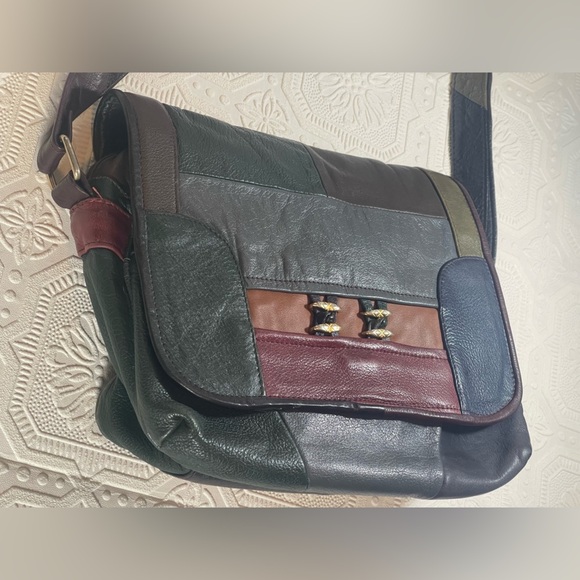 Multicolor Patchwork Crossbody Bag - Picture 3 of 14